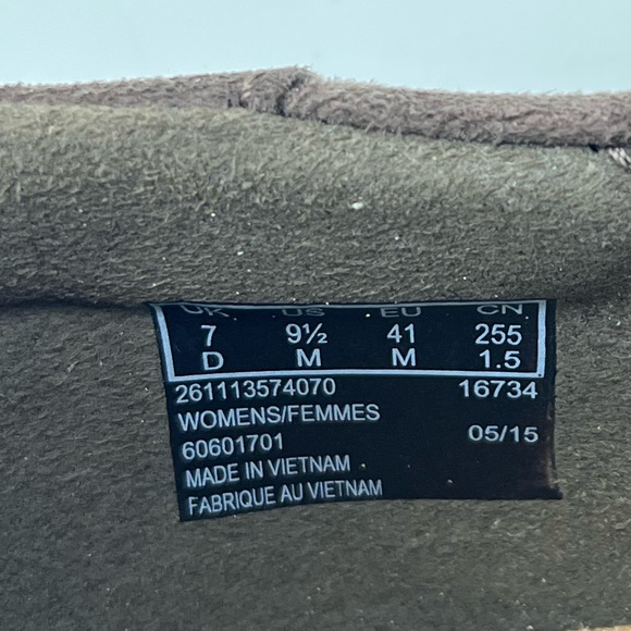 Clarks Lorry Grace Lace Up Brown Suede/Leather. Size 9.5 - Picture 8 of 8